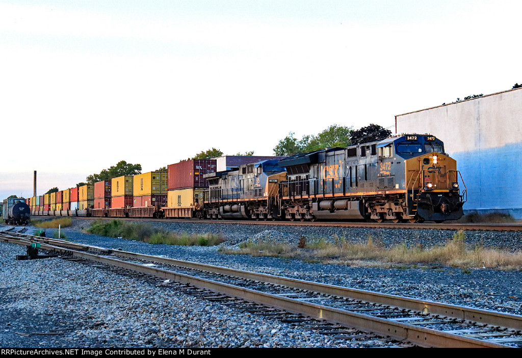 CSX 3472 on I-168